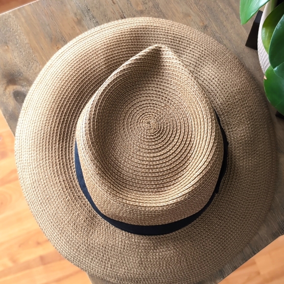 NWOT Eric Javits Phoenix Fedora Hat Natural Black UPF 50+ Sun Protection main image 12